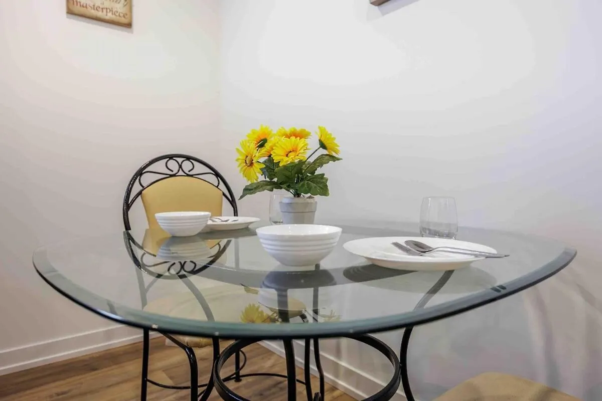 Cozy 2Bed Home 6 Minutes To The Falls! Niagara Falls 0*,