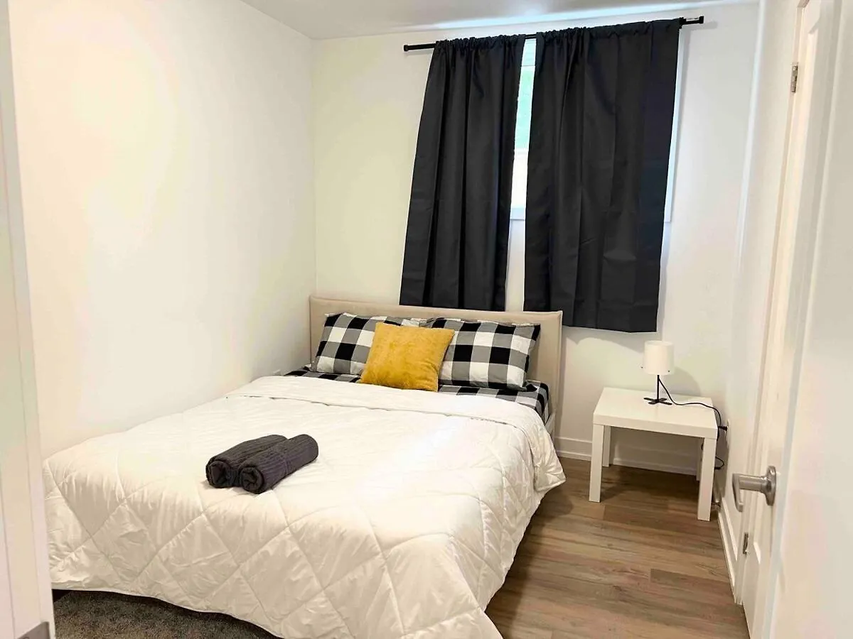 Cozy 2Bed Home 6 Minutes To The Falls! Niagara Falls Canada